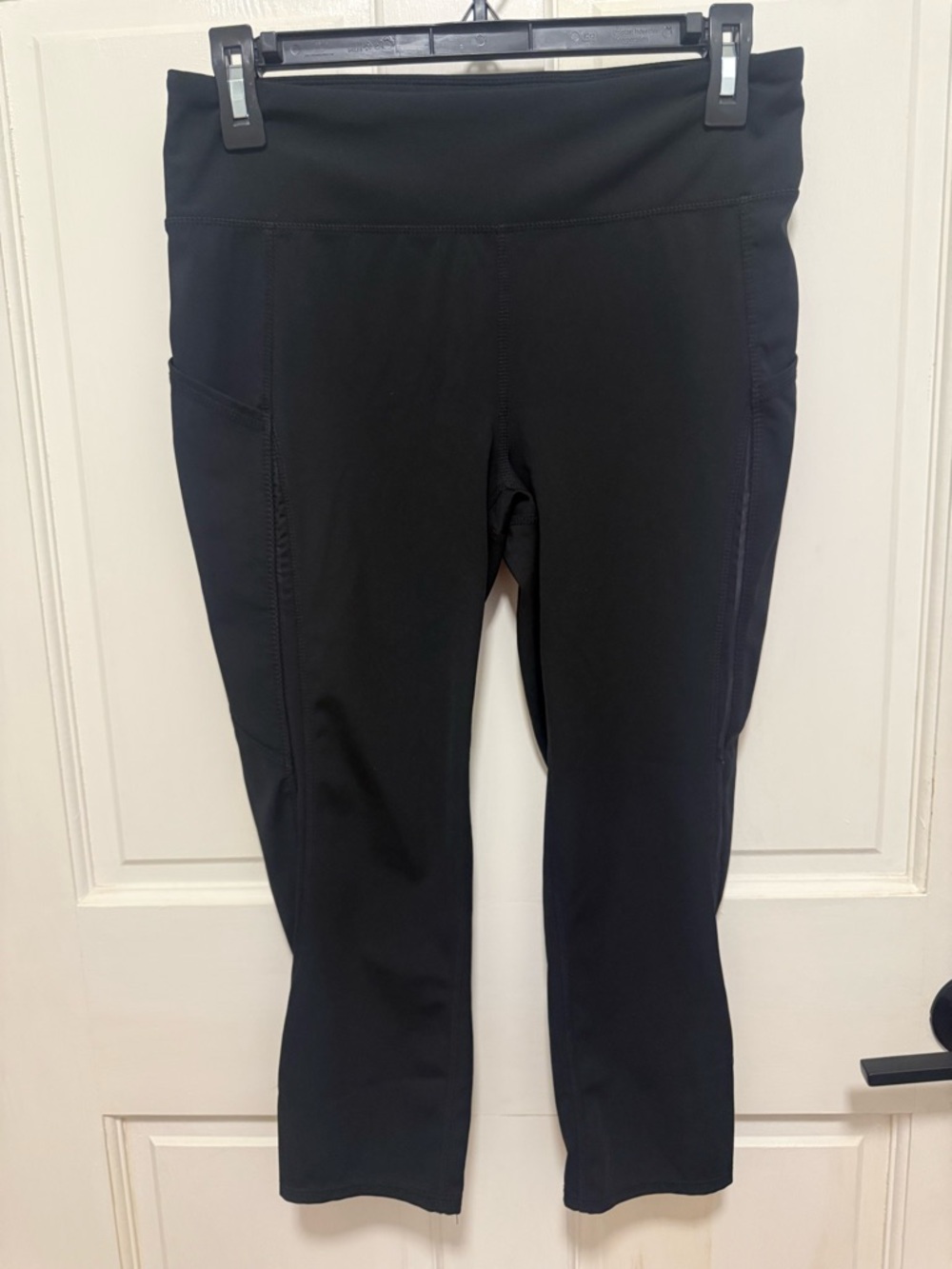 Women’s Tangerine Black athletic Leggings - Size M
